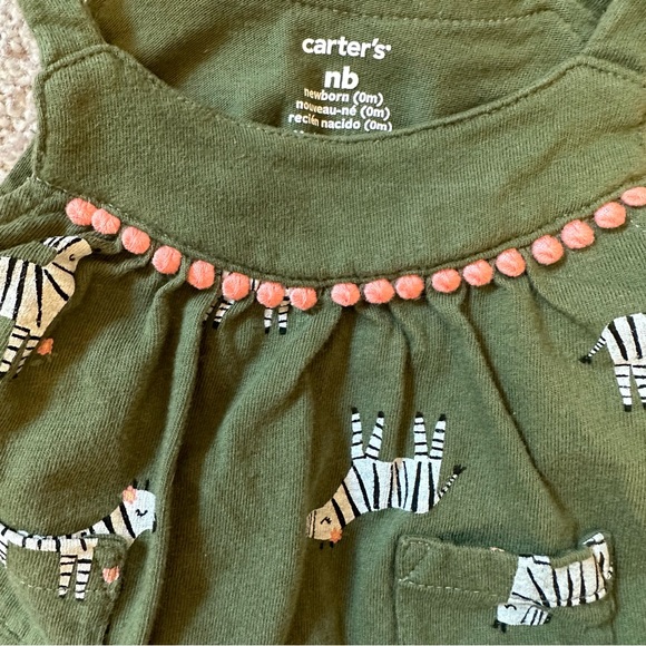 Carters Newborn Outfit - Picture 2 of 2